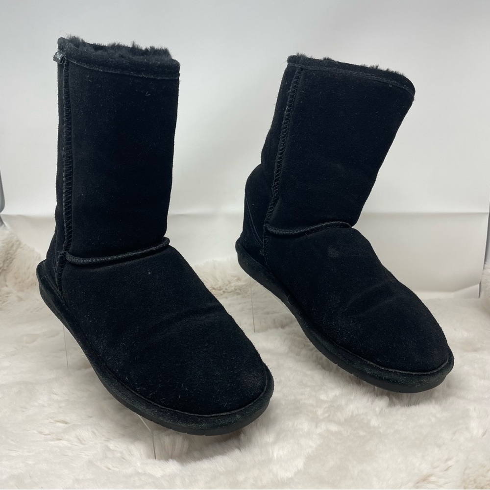 Bearpaw Suede Shearling Emma Short Above Ankle All Seasons Winter Boot